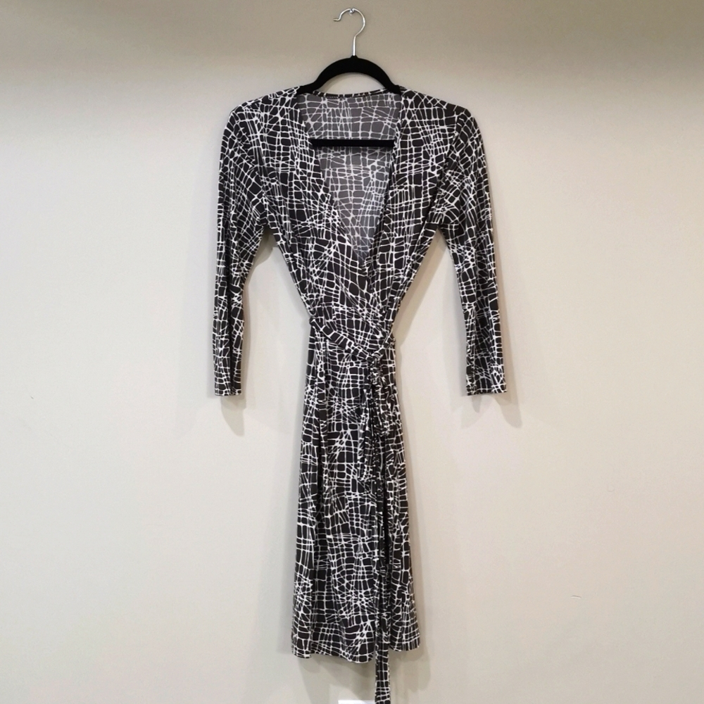 Print Wrap Dress
